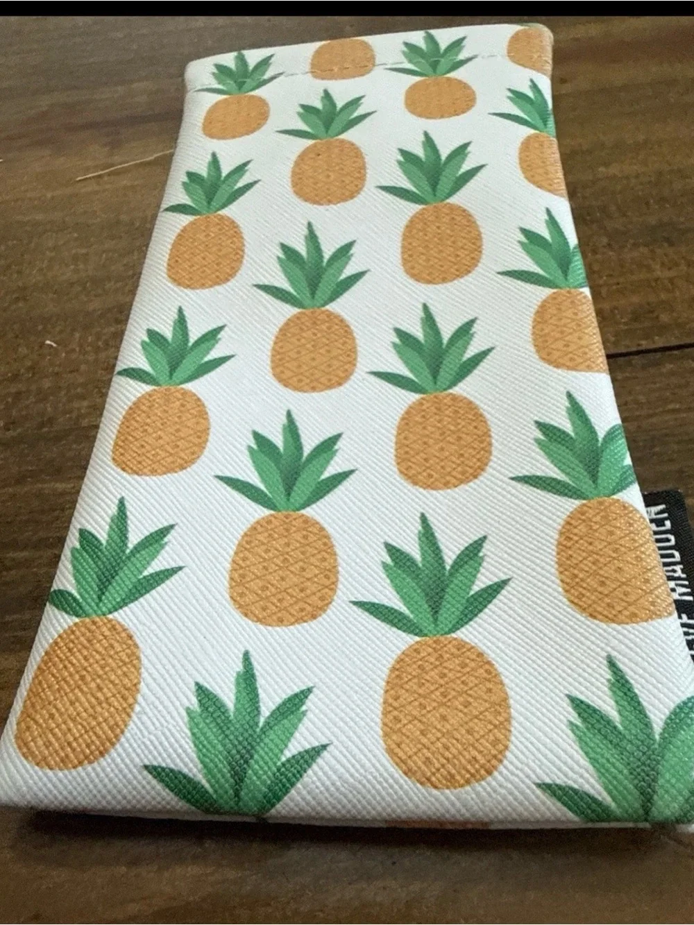 Steve Madden Pineapple Pattern Sunglasses Pouch - White, Gold & Green